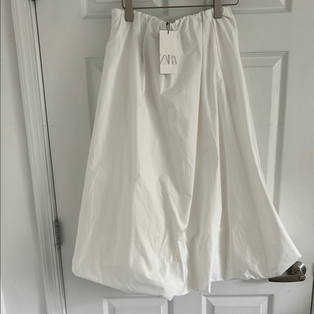 Zara Women's White bubble midi Skirt